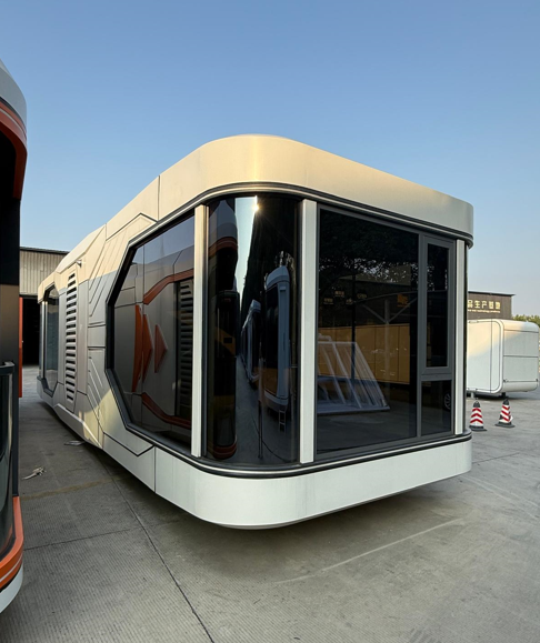 Luxury capsule house modernă 5